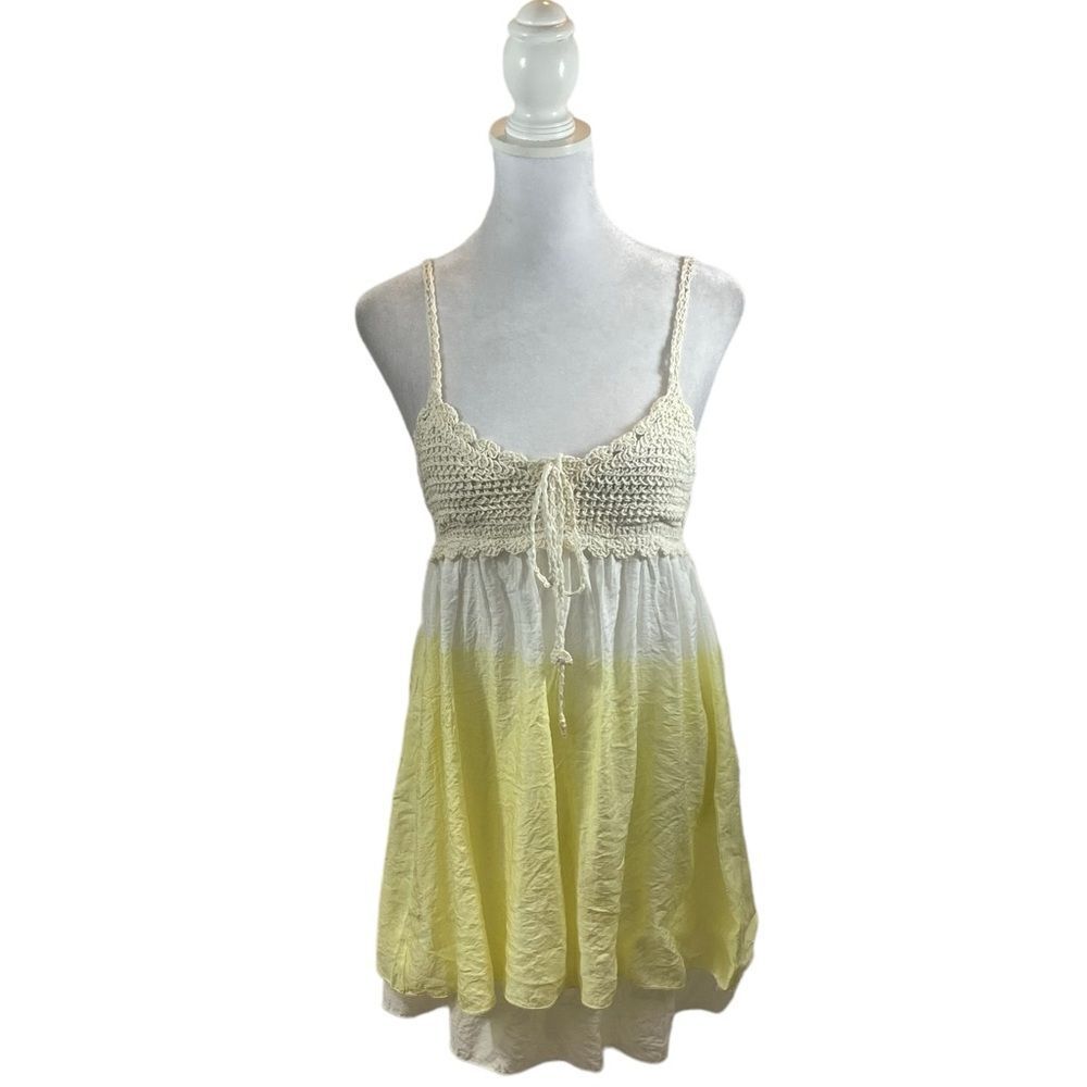 Sugar & Spice Brand Crochet Top Layered Bottom Tank Top Size Medium